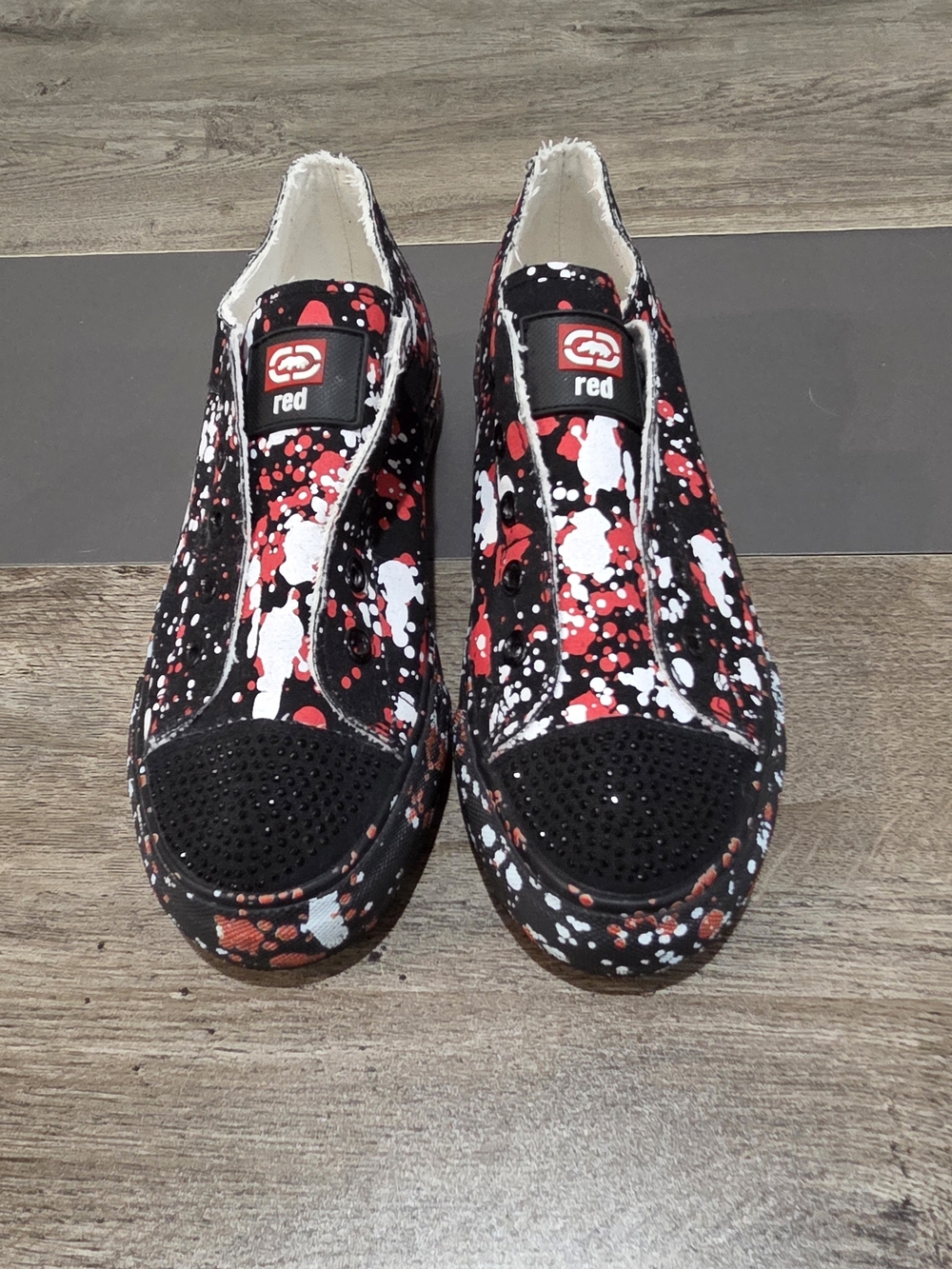 Mark Ecko Black Red & White Splash Slip-On Sneakers for Women